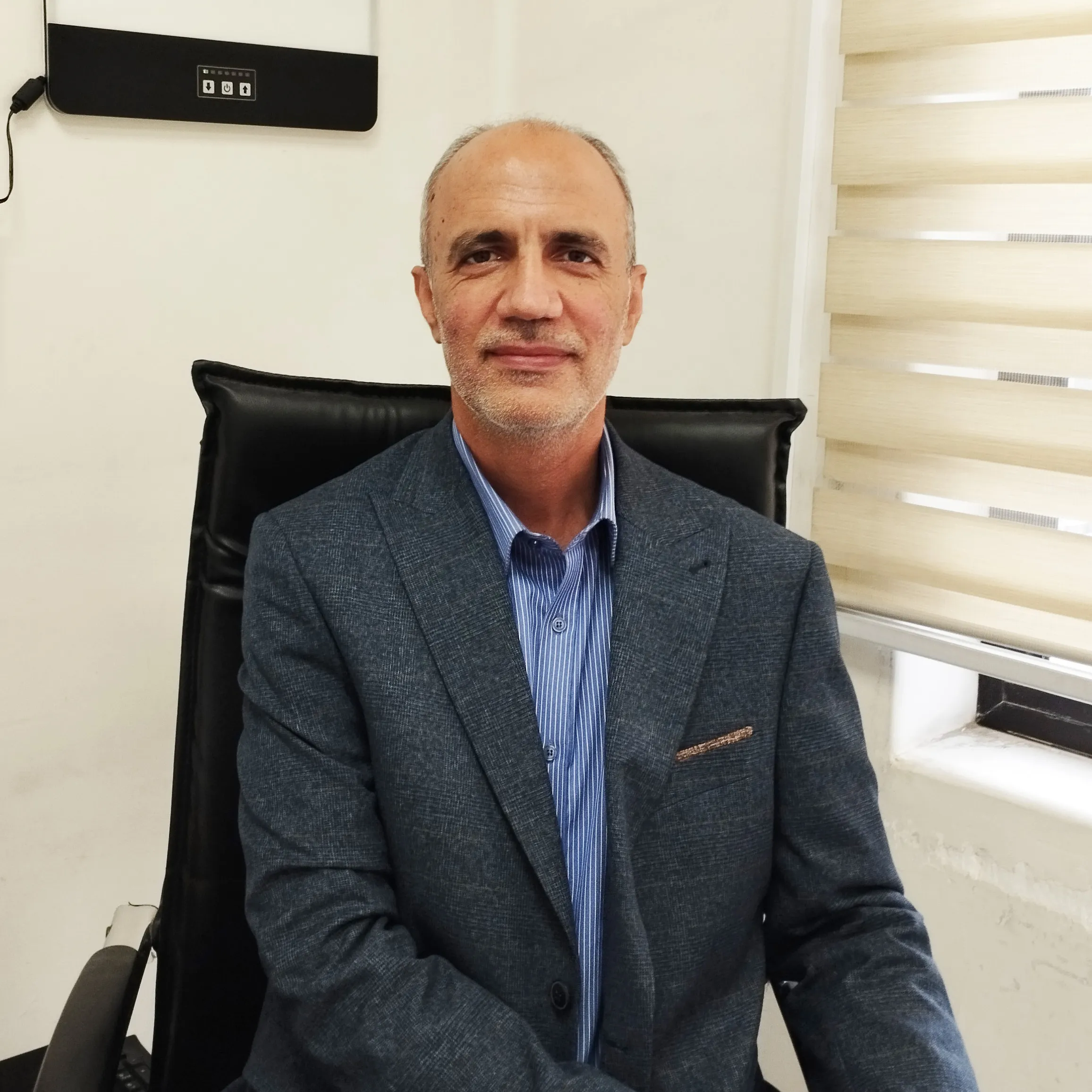 محمود توکلی